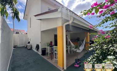 Venta de Casa Marsella Plus  Esquinera en Reserva de Versalles