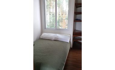 Venta de Casa con 3 pisos en Hato Pintado