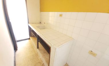 APARTAESTUDIO EN ARRIENDO BARRIO  CENTRO I 1977