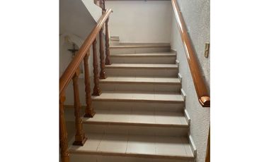 Casa en Venta con Uso Comercial en Casa Blanca Metepec