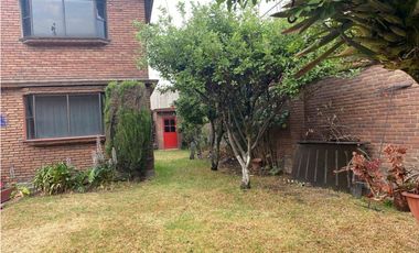 Casa en Venta con Uso Comercial en Casa Blanca Metepec