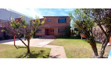Casa en Venta con Uso Comercial en Casa Blanca Metepec