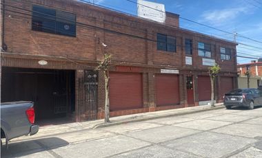 Casa en Venta con Uso Comercial en Casa Blanca Metepec