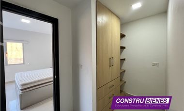 Exclusiva casa con piscina vista al mar en Urb. Marina Blue, Manta