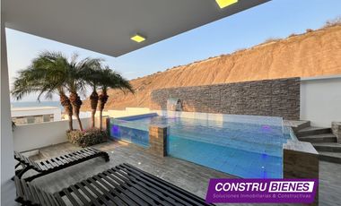 Exclusiva casa con piscina vista al mar en Urb. Marina Blue, Manta