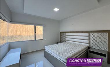 Exclusiva casa con piscina vista al mar en Urb. Marina Blue, Manta