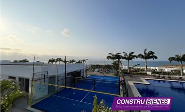 Exclusiva casa con piscina vista al mar en Urb. Marina Blue, Manta