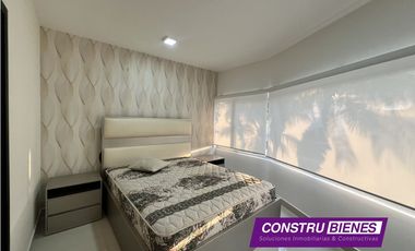 Exclusiva casa con piscina vista al mar en Urb. Marina Blue, Manta