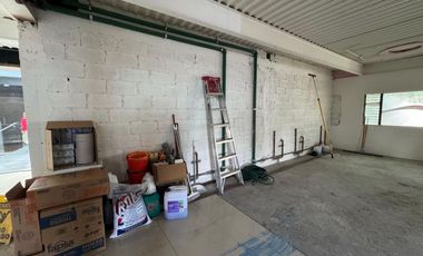 Local Comercial con Vista Exterior en Plaza – Cerca del centro de Coyoacán