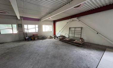 Local Comercial con Vista Exterior en Plaza – Cerca del centro de Coyoacán