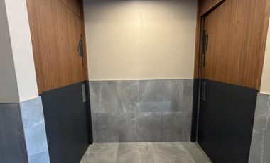 Local Comercial con Vista Exterior en Plaza – Cerca del centro de Coyoacán