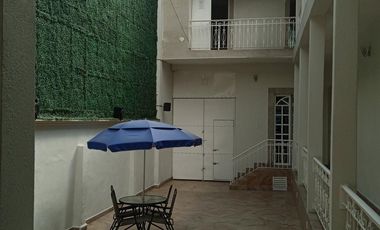 Casa en Venta o Renta en Roma Norte estilo Art Deco con uso de SUELO oficinas