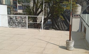Casa en Venta o Renta en Roma Norte estilo Art Deco con uso de SUELO oficinas
