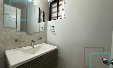 CASA EN RENTA FRACCIONAMIENTO ALTABRISA ZONA APODACA