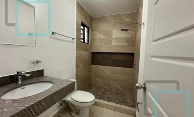 CASA EN RENTA FRACCIONAMIENTO ALTABRISA ZONA APODACA