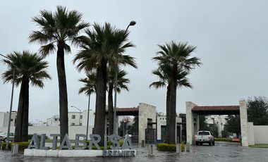 CASA EN RENTA FRACCIONAMIENTO ALTABRISA ZONA APODACA
