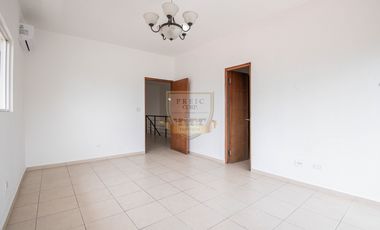 ¡Oportunidad Única! Casa en Betania - 4 Recamaras $299,000 CASH