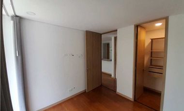 Alquiler Apartamento Poblado Club Campestre DL 8522404