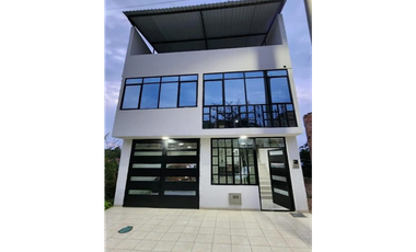 ACSI 1120. Se vende casa en Mesitas del Colegio.