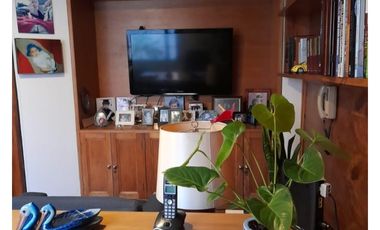 Casa de tres niveles en venta en Colina Campestre
