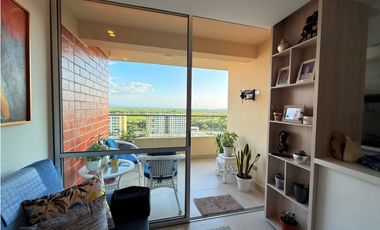 Apartamento en venta en Cerritos Reservado totalmente remodelado