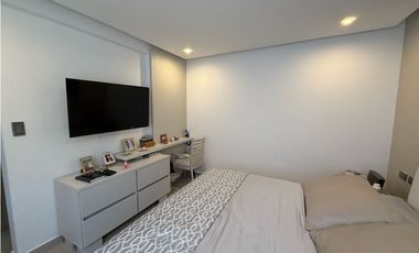 Apartamento en venta en Cerritos Reservado totalmente remodelado