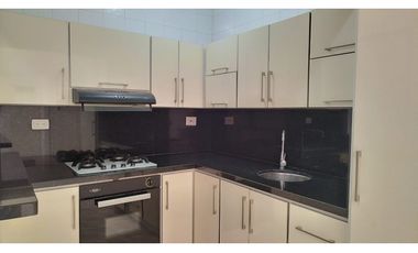 VENTA O RENTA CASA AMPLIA EN SECTOR COMERCIAL EN PINARES PEREIRA