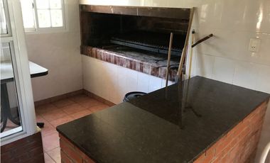 CHACRA CON CRIADERO AVICOLA