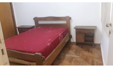 Venta casa con departamentos en block