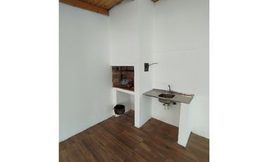 CASA ZONA QUARANTA Y 213