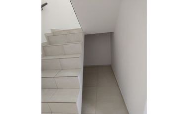 CASA ZONA QUARANTA Y 213