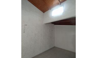 CASA ZONA JAURETCHE Y BROWN
