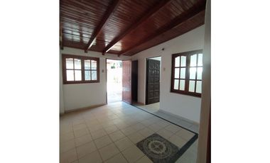 CASA ZONA JAURETCHE Y BROWN