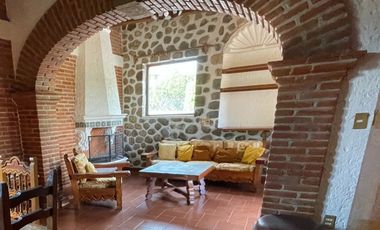 Casa en Fraccionamiento en Hacienda Tetela Cuernavaca - CRB-1243-Fr