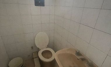 Casa con Departamento en venta en Quilmes Oeste
