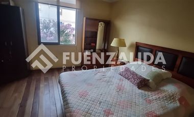 Casa en Venta en Av Pedro Mont