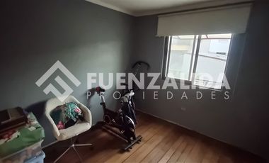 Casa en Venta en Av Pedro Mont
