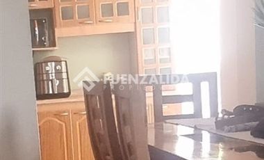 Casa en Venta en Av Pedro Mont