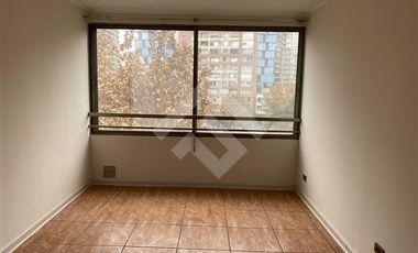 Departamento en Arriendo en Moneda/ Almirante Barroso