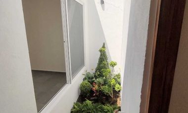 Casa de un nivel con alberca privada cerca del centro de Yautepec, Mor