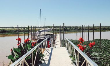 Venta - Terreno de 933 m2 en Azhares del Paraná, Fighiera