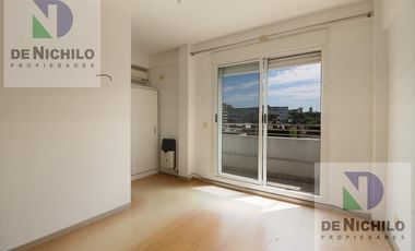 Venta dos ambientes hermosos con dos balcones, Sum y parrilla, La Boca