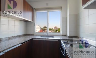 Venta dos ambientes hermosos con dos balcones, Sum y parrilla, La Boca