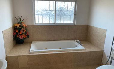 CASA EN VENTA EN COL. VILLA JARDÍN DE CD. LERDO, DGO.