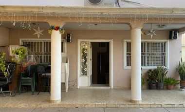 CASA EN VENTA EN COL. VILLA JARDÍN DE CD. LERDO, DGO.