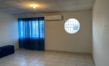 CASA EN VENTA EN COL. VILLA JARDÍN DE CD. LERDO, DGO.