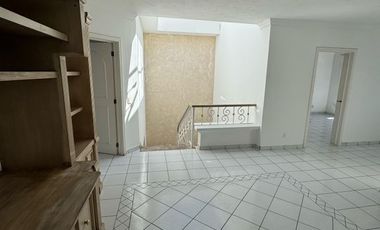 CASA EN VENTA EN BUGAMBILIAS