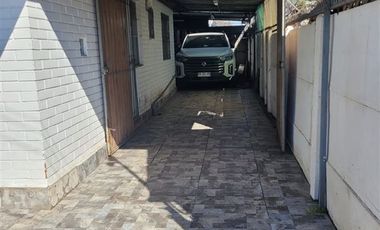 Casa en Venta en Quelco / René Olivares