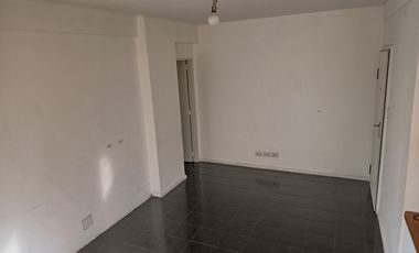 Hermoso departamento contrafrenta en Villa del Parque - Excelente ubicacion