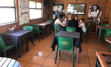 VENDE 3 LOCALES COMERCIALES JUNTOS, RESTORANT, FUENTE SODA, HOTEL, EN VILLA ALEMANA V REGION